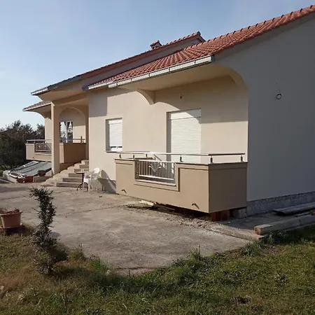 Laura * Bibinje
